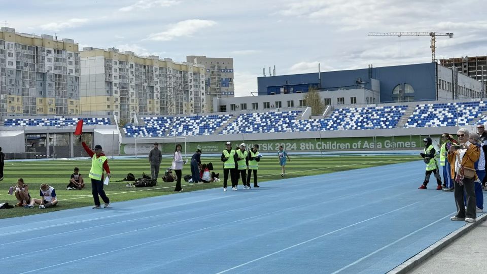 Школьники из 10 районов Якутии приступили к выполнению нормативов ГТО Школьники из 10 районов Якутии приступили к выполнению нормативов ГТО