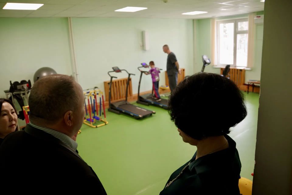 Руководитель Федерального бюро МСЭ Михаил Дымочка высоко оценил опыт Якутии в комплексной реабилитации детей с ОВЗ Руководитель Федерального бюро МСЭ Михаил Дымочка высоко оценил опыт Якутии в комплексной реабилитации детей с ОВЗ