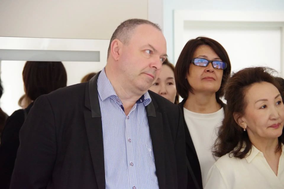 Руководитель Федерального бюро МСЭ Михаил Дымочка высоко оценил опыт Якутии в комплексной реабилитации детей с ОВЗ Руководитель Федерального бюро МСЭ Михаил Дымочка высоко оценил опыт Якутии в комплексной реабилитации детей с ОВЗ