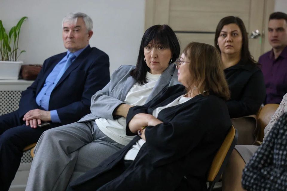 В Якутске проходит открытое заседание российского глаукомного общества В Якутске проходит открытое заседание российского глаукомного общества