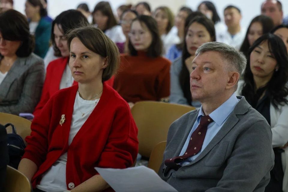 В Якутске проходит открытое заседание российского глаукомного общества В Якутске проходит открытое заседание российского глаукомного общества