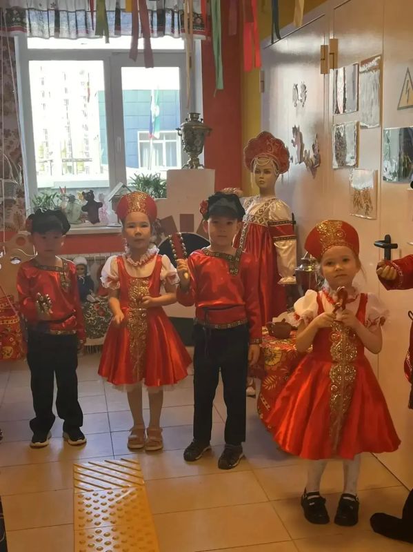 В Якутск прибыли первые эксперты и участники Всероссийской конференции «Педагогика детства: сохранение языков и культур в образовании» В Якутск прибыли первые эксперты и участники Всероссийской конференции «Педагогика детства: сохранение языков и культур в образовании»