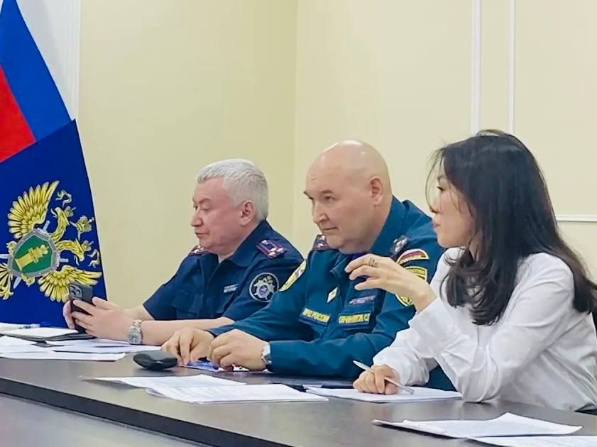В прокуратуре республики обсуждены вопросы соблюдения прав детей на доступный и безопасный отдых В прокуратуре республики обсуждены вопросы соблюдения прав детей на доступный и безопасный отдых