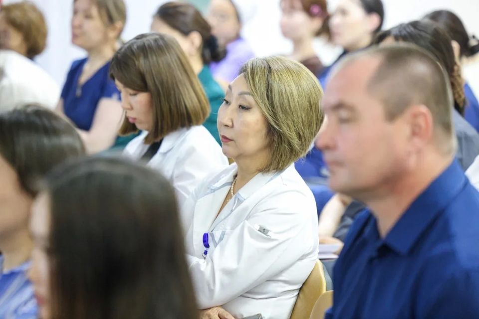 В Якутске проходит открытое заседание российского глаукомного общества В Якутске проходит открытое заседание российского глаукомного общества