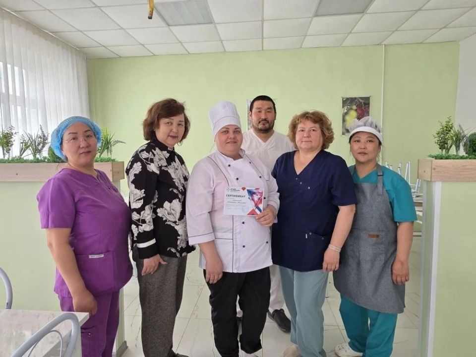 Повар РСОЦКРИ им.Ю.П.Степанова представила свои блюда на конкурсе «Лучший по профессии» Повар РСОЦКРИ им.Ю.П.Степанова представила свои блюда на конкурсе «Лучший по профессии»