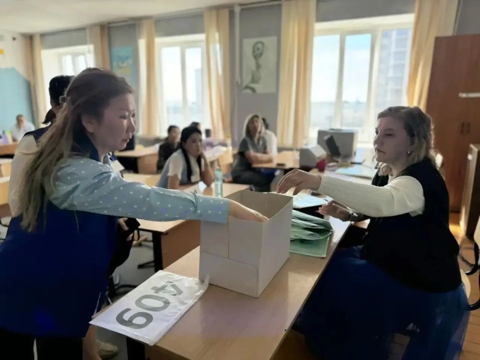 На базе школы №3 Якутска открылся пункт проведения экзамена по литературе для 166 одиннадцатиклассников из 41 школы