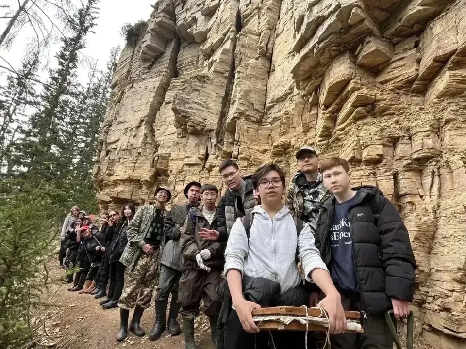С 27 по 29 мая учащиеся 10 «в» медицинского класса МОБУ Гимназия «Центр глобального образования» прошли полевую учебную практику на туристической базе «Дом рыбака» в селе Еланка Хангаласского улуса С 27 по 29 мая учащиеся 10 «в» медицинского класса МОБУ Гимназия «Центр глобального образования» прошли полевую учебную практику на туристической базе «Дом рыбака» в селе Еланка Хангаласского улуса