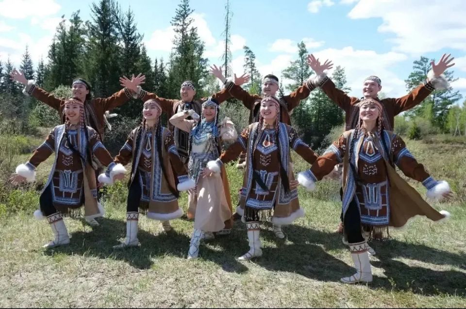 В Якутии торжественно открылся Республиканский эвенкийский национальный праздник «Бакалдын-2026» В Якутии торжественно открылся Республиканский эвенкийский национальный праздник «Бакалдын-2026»