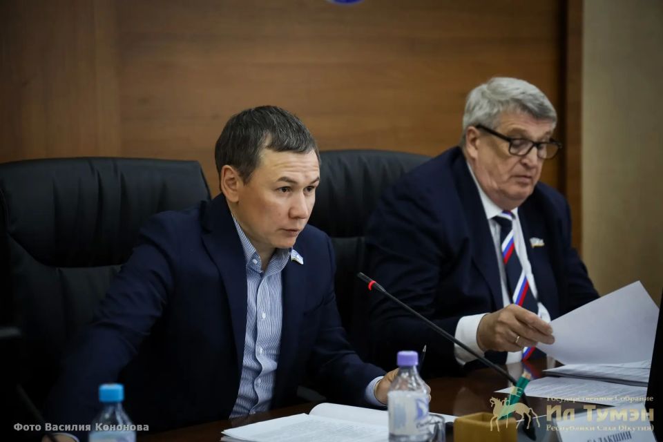 В Государственном Собрании (Ил Тумэн) Республики Саха (Якутия) состоялся правительственный час, посвящённый ходу исполнения рекомендаций парламентских слушаний по совершенствованию правового регулирования в сфере... В Государственном Собрании (Ил Тумэн) Республики Саха (Якутия) состоялся правительственный час, посвящённый ходу исполнения рекомендаций парламентских слушаний по совершенствованию правового регулирования в сфере...