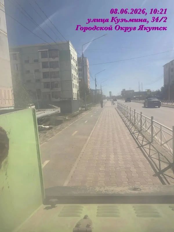 Дежурными муниципальными дворниками Управы Гагаринского округа проводится работа по подбору мусора на общественных санитарных точках, общественных пространствах и территории округа Дежурными муниципальными дворниками Управы Гагаринского округа проводится работа по подбору мусора на общественных санитарных точках, общественных пространствах и территории округа