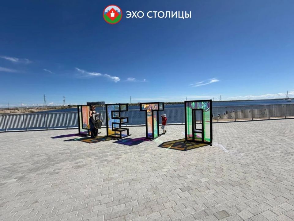 В Якутске открылся пляж. Люди уже загорают! В Якутске открылся пляж. Люди уже загорают!