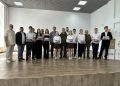 Глава Якутии Айсен Николаев поздравил золотых медалистов школ Докучаевска