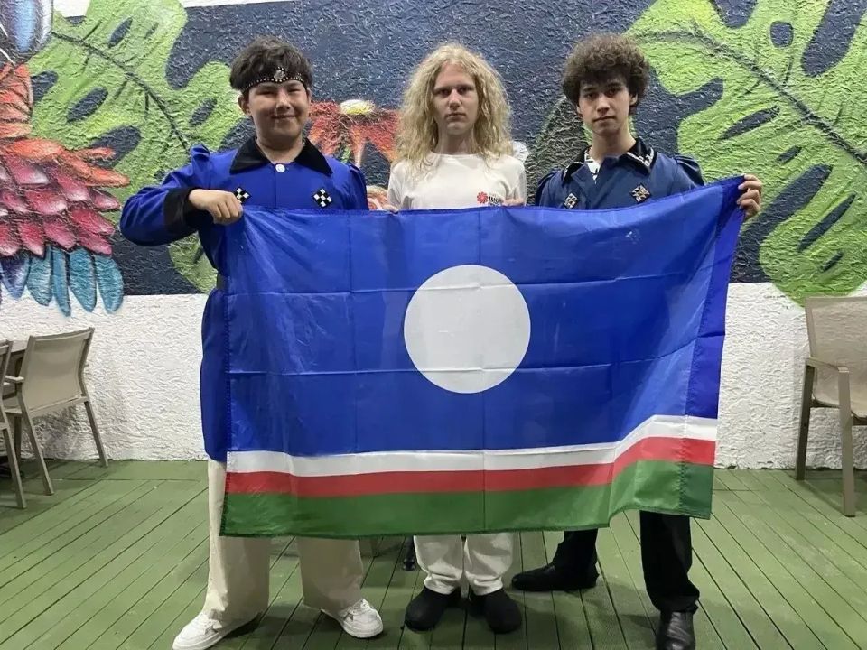 Бронза международной ярмарки науки: ученик Политехнического лицея из Мирного покоряет мир Бронза международной ярмарки науки: ученик Политехнического лицея из Мирного покоряет мир