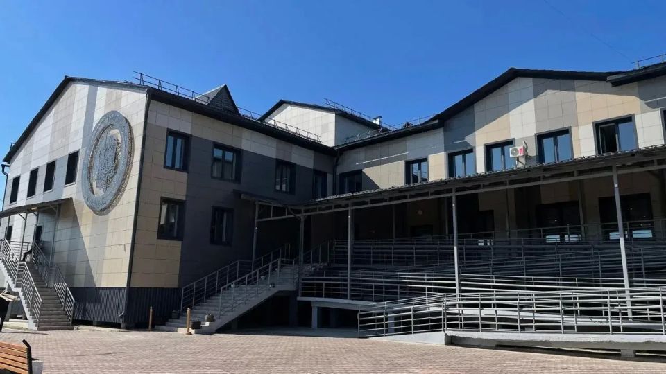 В Мегино-Кангаласском районе завершено строительство социально-геронтологического центра для престарелых и инвалидов В Мегино-Кангаласском районе завершено строительство социально-геронтологического центра для престарелых и инвалидов