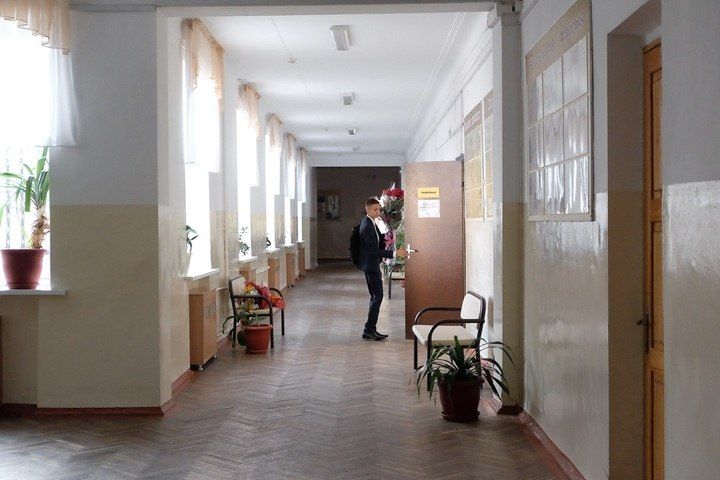 В селе Сунтар до конца года достроят новую школу на 450 мест