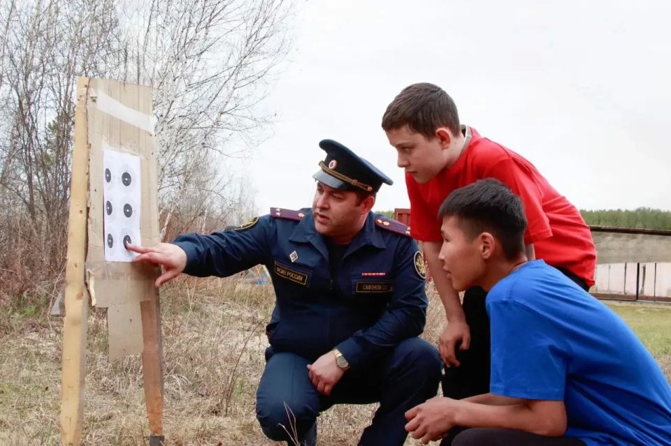 В УФСИН проведена военно-патриотическая игра «Зарница» В УФСИН проведена военно-патриотическая игра «Зарница»