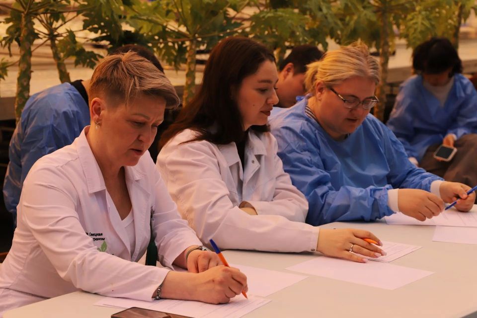 ЯКУТИЯ ВОШЛА В ДЕСЯТКУ ЛИДЕРОВ ПО ИТОГАМ ВТОРОГО ВСЕРОССИЙСКОГО АГРОДИКТАНТА ЯКУТИЯ ВОШЛА В ДЕСЯТКУ ЛИДЕРОВ ПО ИТОГАМ ВТОРОГО ВСЕРОССИЙСКОГО АГРОДИКТАНТА