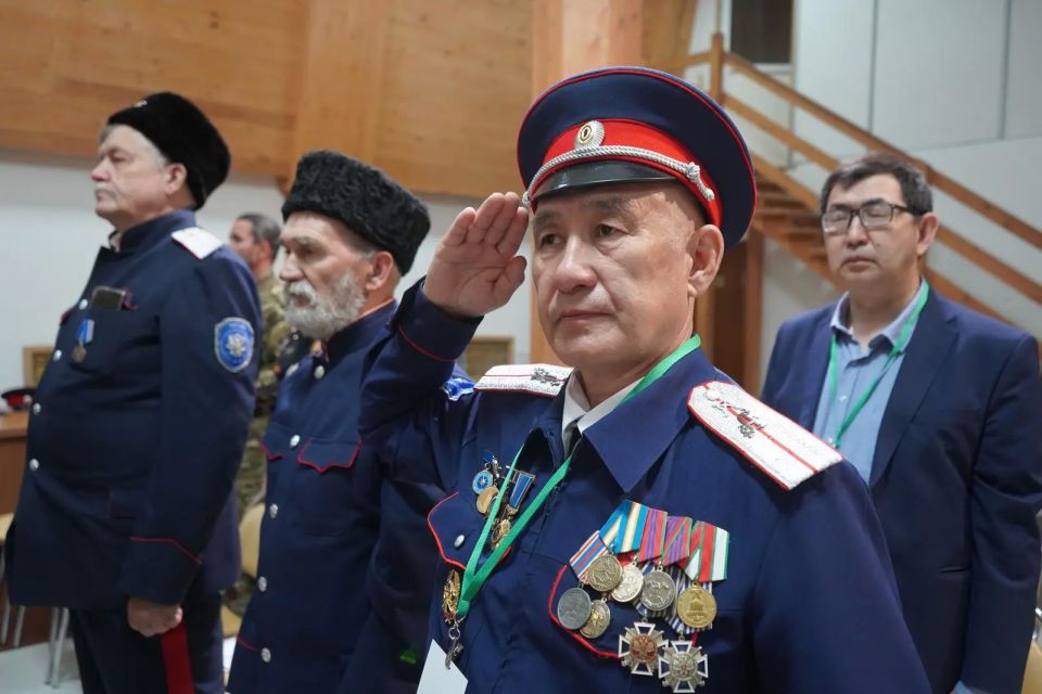 11 июня в Доме дружбы народов им. А.Е. Кулаковского состоялась Межрегиональная научная конференция «Вклад якутских казаков-землепроходцев в освоение Восточной Сибири и Дальнего Востока»