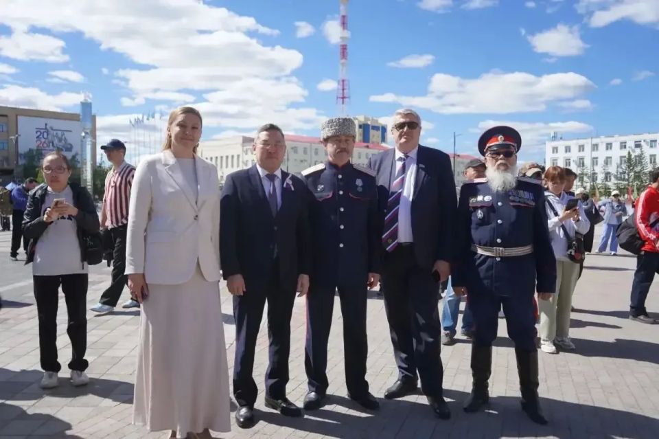 В Якутске состоялся Гала-концерт победителей XVII Республиканского фестиваля казачьей и ямщицкой песни В Якутске состоялся Гала-концерт победителей XVII Республиканского фестиваля казачьей и ямщицкой песни