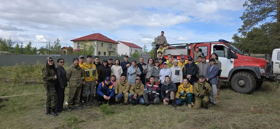 В Якутске обновили геоглиф «Победа-80»