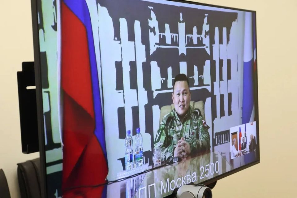 Айсен Николаев: В приёмной Президента России в Якутске провёл личный приём граждан Айсен Николаев: В приёмной Президента России в Якутске провёл личный приём граждан