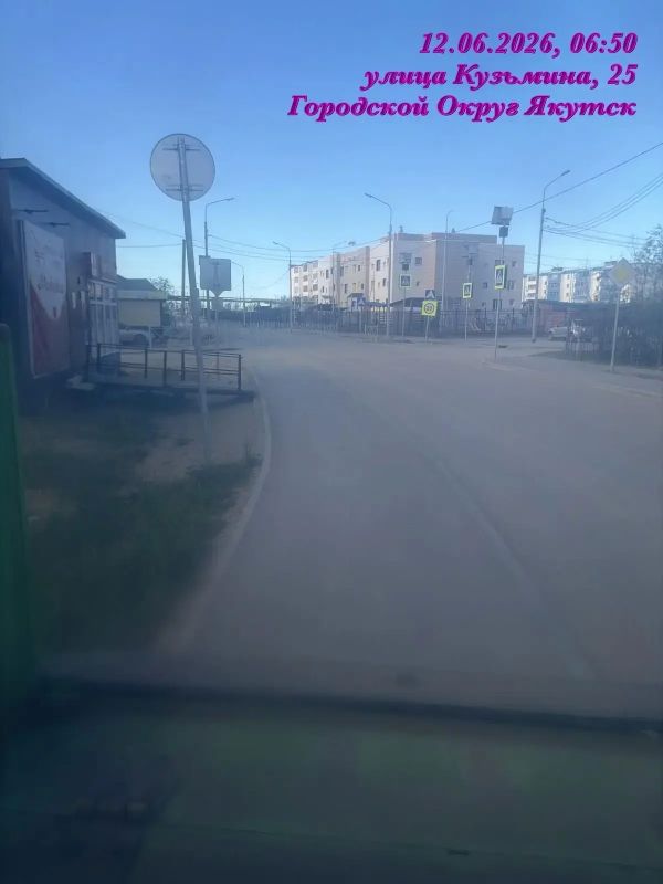 В выходные дни дежурными муниципальными дворниками Управы Гагаринского округа проводится работа по подбору мусора на общественных санитарных точках, общественных пространствах и территории округа В выходные дни дежурными муниципальными дворниками Управы Гагаринского округа проводится работа по подбору мусора на общественных санитарных точках, общественных пространствах и территории округа