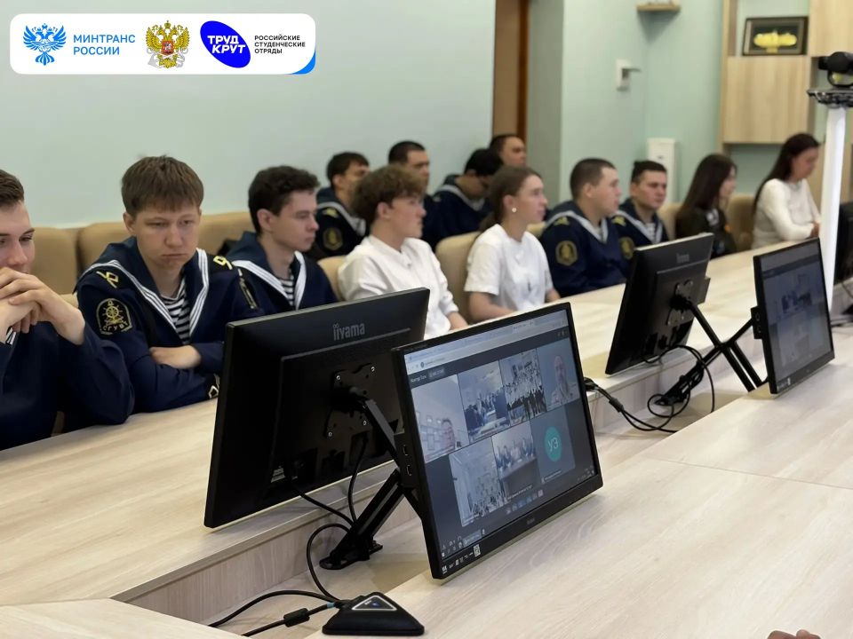 Студенческие отряды впервые приступили к работе на водном транспорте Студенческие отряды впервые приступили к работе на водном транспорте