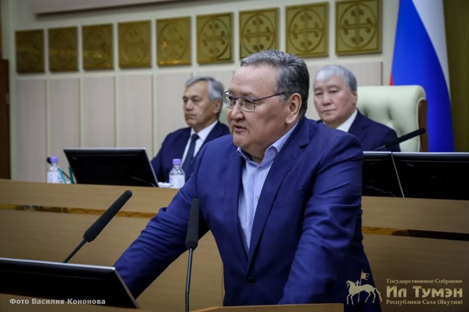 Депутаты Ил Тумэн устроили на сессии пиар-компанию к предстоящим выборам в Госдума РФ Депутаты Ил Тумэн устроили на сессии пиар-компанию к предстоящим выборам в Госдума РФ