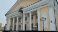 Творческие работники в Якутии получили право на длительный отпуск сроком до года
