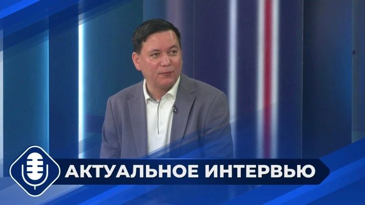 Директор театра Владислав Левочкин — гость «Актуального интервью» на Якутия 24