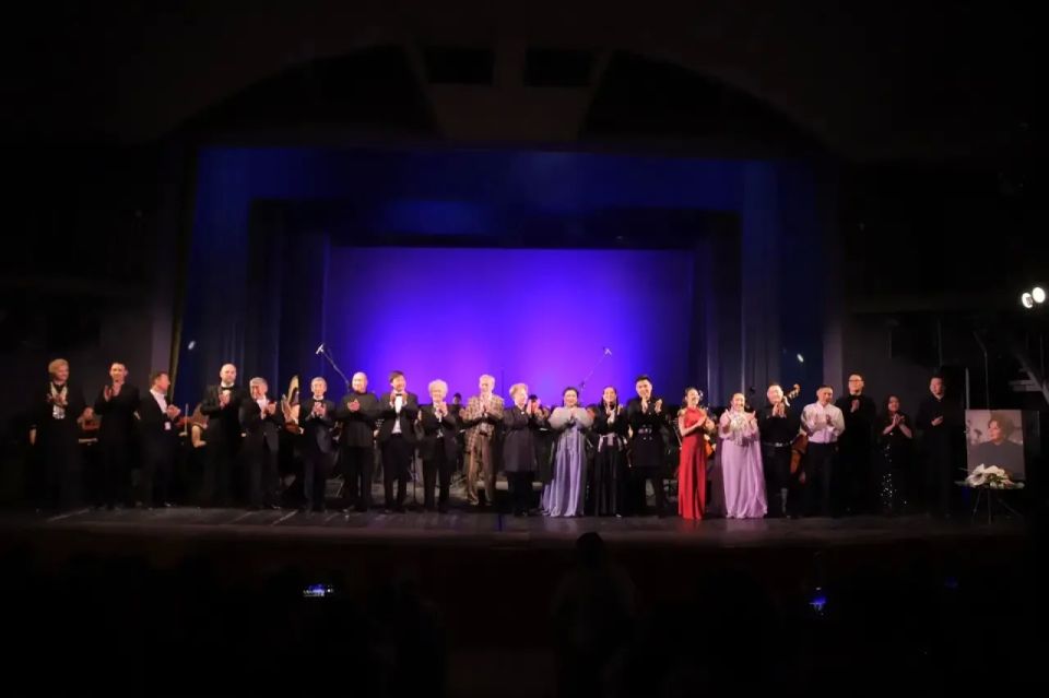 В Якутске состоялся грандиозный Гала-концерт к 110-летию Галины Кривошапко В Якутске состоялся грандиозный Гала-концерт к 110-летию Галины Кривошапко