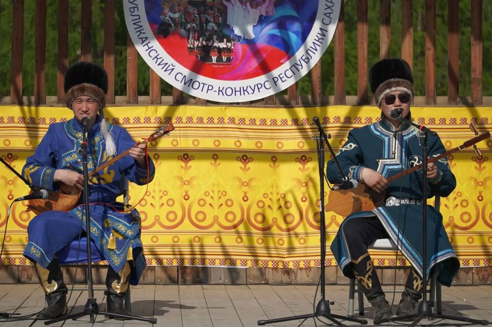 На Ысыахе в Таттинском улусе прошёл концерт «АртОтряд: Голос Дружбы» На Ысыахе в Таттинском улусе прошёл концерт «АртОтряд: Голос Дружбы»