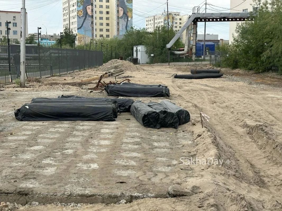 Площадку Натальи Водяновой в Якутске обещают достроить без сюрпризов Площадку Натальи Водяновой в Якутске обещают достроить без сюрпризов