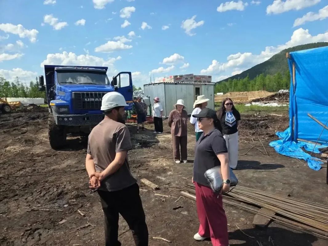 В Олекминском районе начинается строительство нового здания Тянской школы-сада В Олекминском районе начинается строительство нового здания Тянской школы-сада