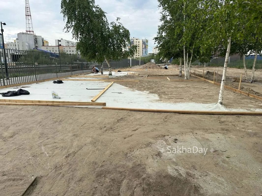 Площадку Натальи Водяновой в Якутске обещают достроить без сюрпризов Площадку Натальи Водяновой в Якутске обещают достроить без сюрпризов