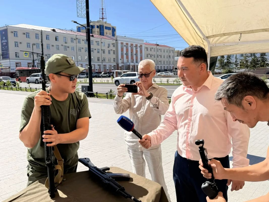 День ветеранов боевых действий в Якутске: как это было День ветеранов боевых действий в Якутске: как это было