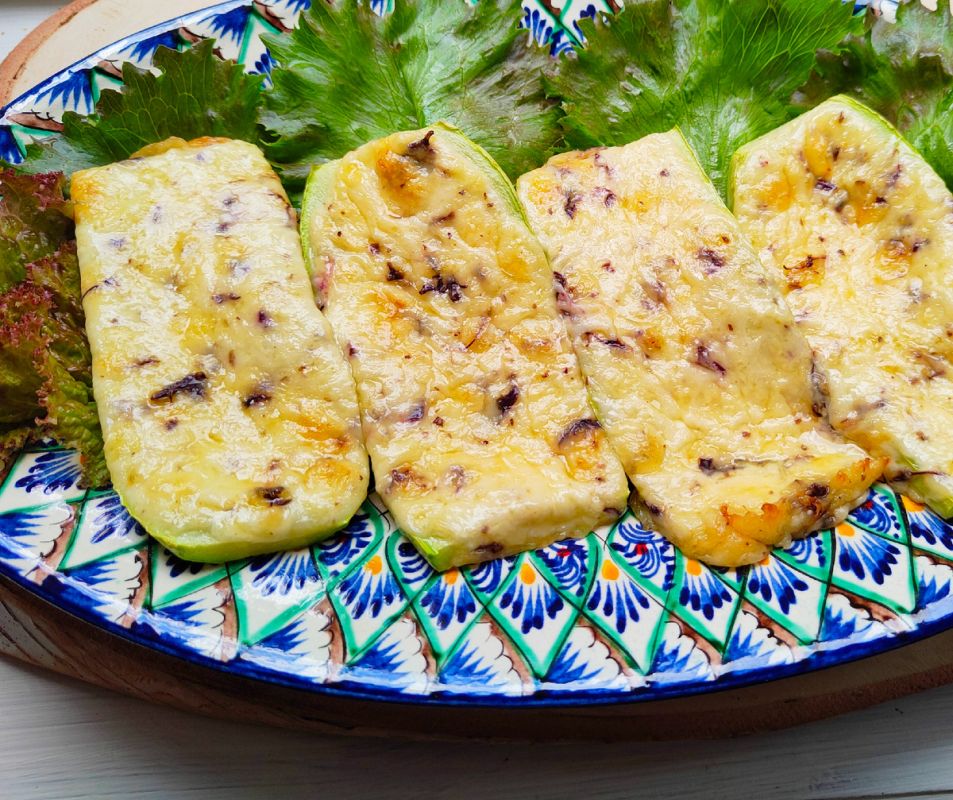 Кабачок с сыром: горячая закуска, которая покорит ваши сердца