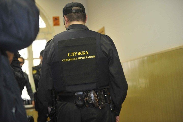 Должник выплатил 470 тысяч алиментов после визита приставов