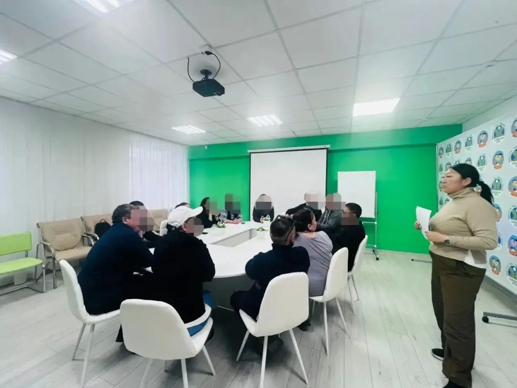 В Якутии объединили усилия государства и общества для поддержки семей с алкогольной зависимостью В Якутии объединили усилия государства и общества для поддержки семей с алкогольной зависимостью