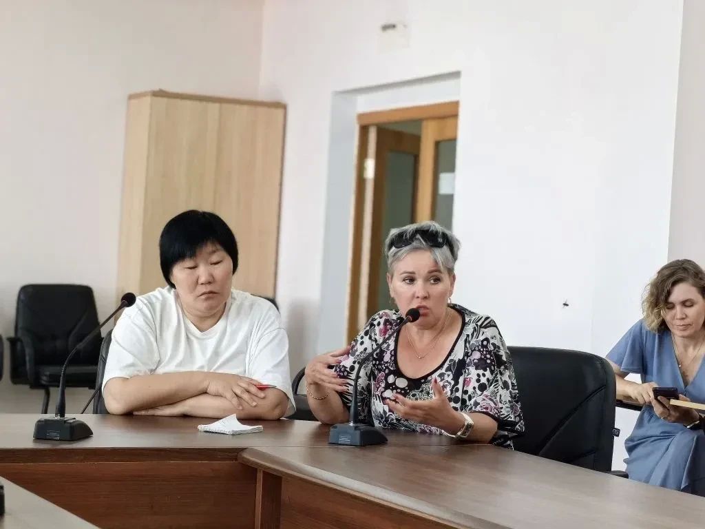 Вопросы экопросвещения населения обсудили в Томпонском районе Вопросы экопросвещения населения обсудили в Томпонском районе