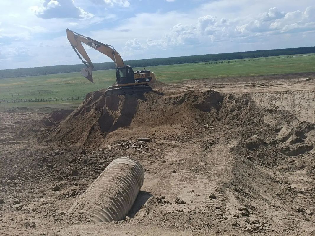 Масштабное обновление дорог Якутии: от Жатая до рудника «Удачный» Масштабное обновление дорог Якутии: от Жатая до рудника «Удачный»