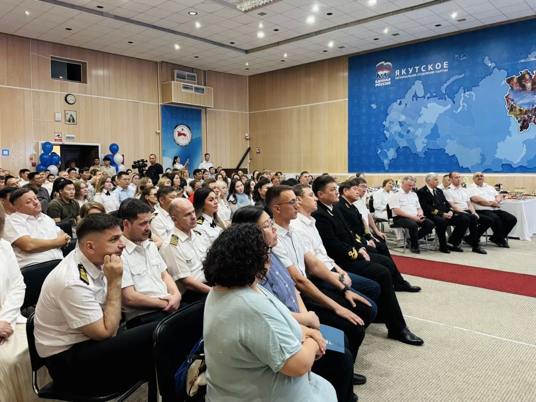 Сегодня в России отмечается День работников морского и речного флота Сегодня в России отмечается День работников морского и речного флота