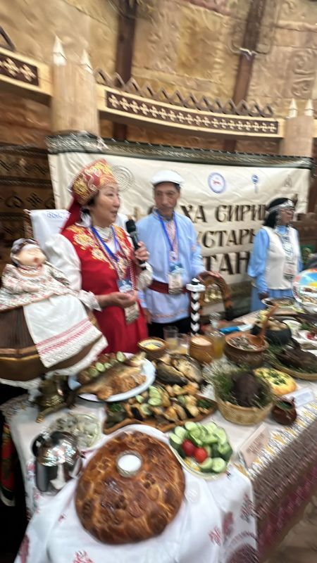 В рамках Ысыаха Олонхо впервые состоялся смотр-фестиваль «Вкус улусов Якутии», организованный при поддержке Правительства Республики Саха (Якутия) В рамках Ысыаха Олонхо впервые состоялся смотр-фестиваль «Вкус улусов Якутии», организованный при поддержке Правительства Республики Саха (Якутия)