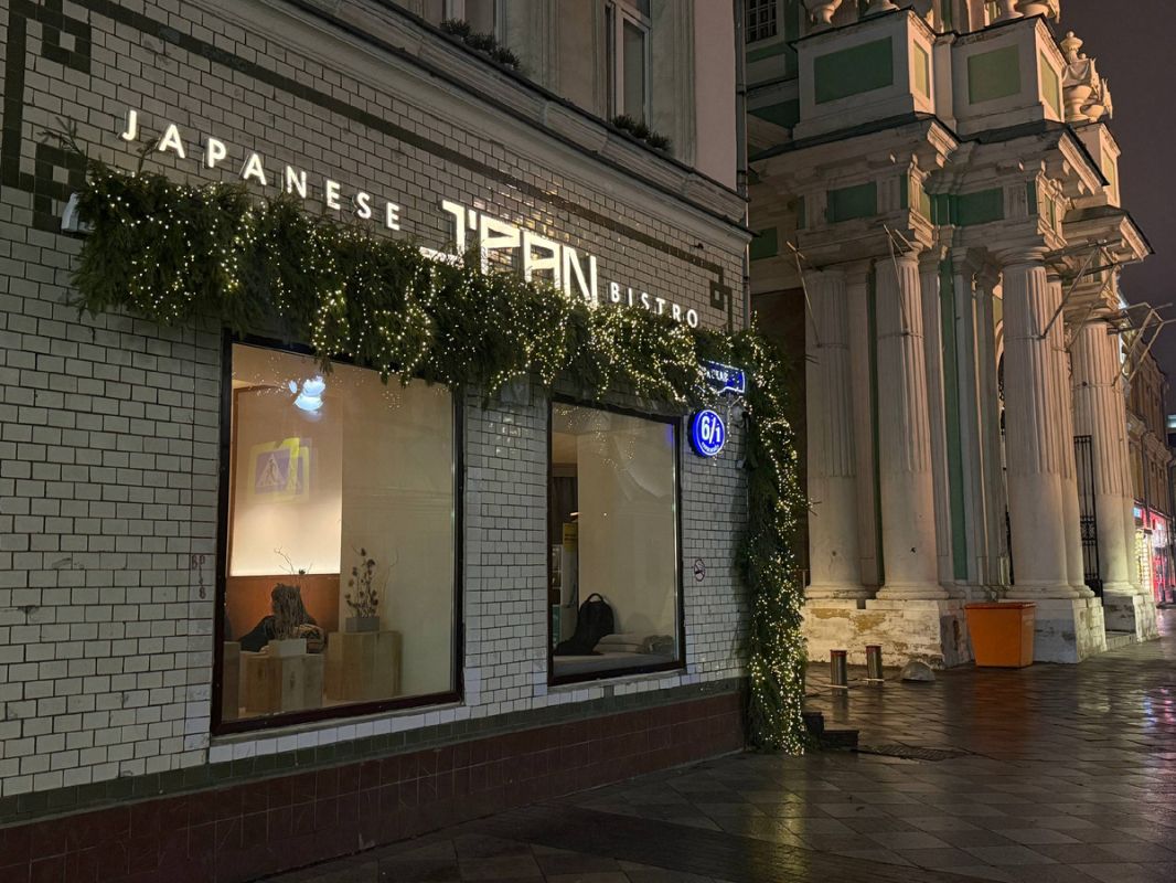 Ужин на 2200 рублей в J'Pan: цветовая феерия и неожиданные моменты