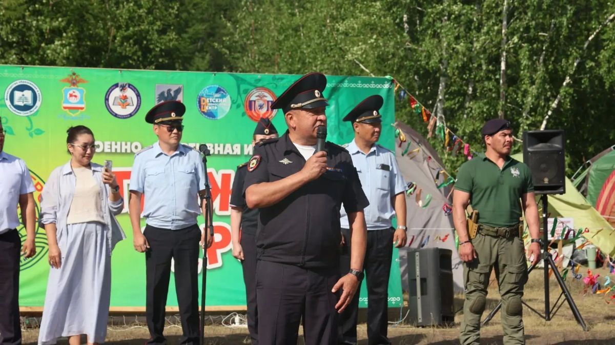 На базе Центра профподготовки МВД Якутии стартовали 15-е военно-спортивные игры для подростков «Таежный герой» На базе Центра профподготовки МВД Якутии стартовали 15-е военно-спортивные игры для подростков «Таежный герой»