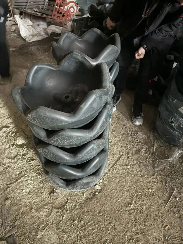 В Якутске устанавливают цветочные фонтаны В Якутске устанавливают цветочные фонтаны