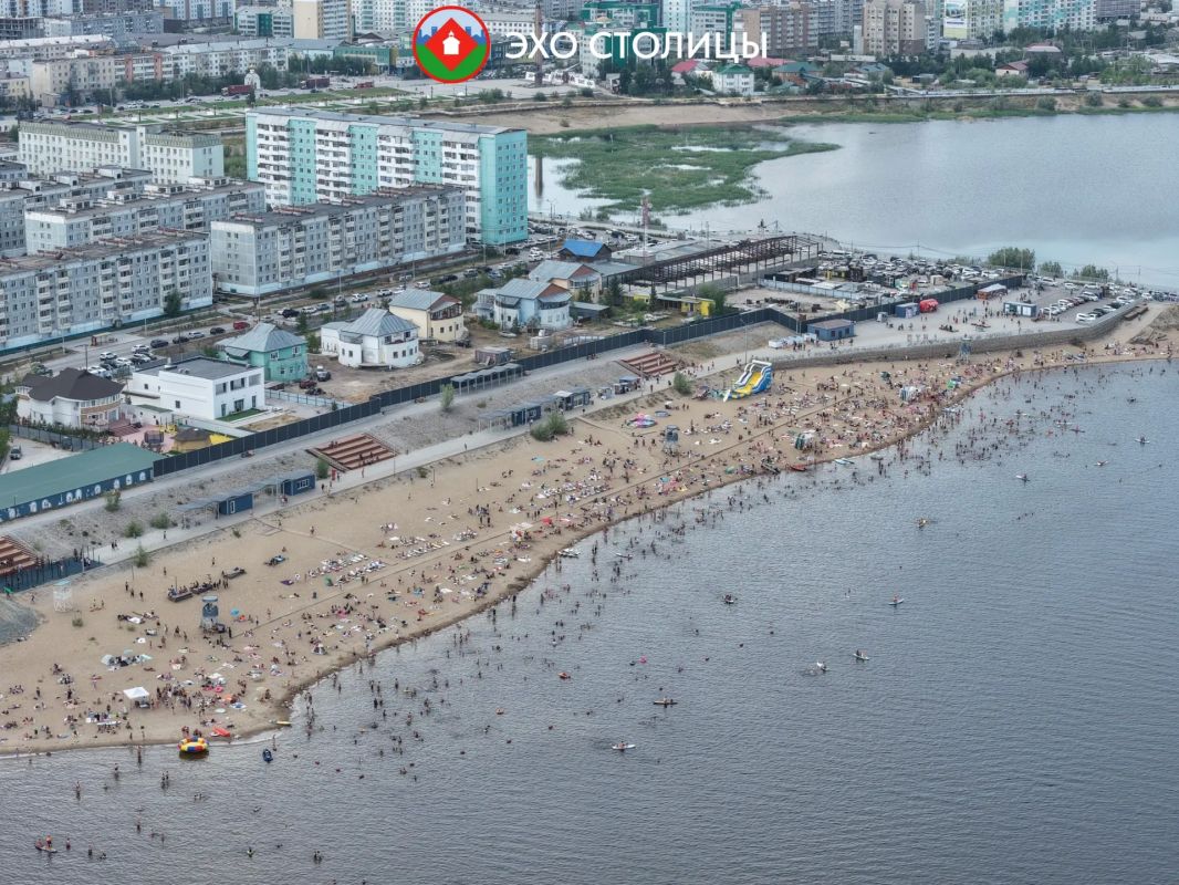 Фотофакт: пляж Якутска с дрона в самый жаркий день лета-2026 Фотофакт: пляж Якутска с дрона в самый жаркий день лета-2026