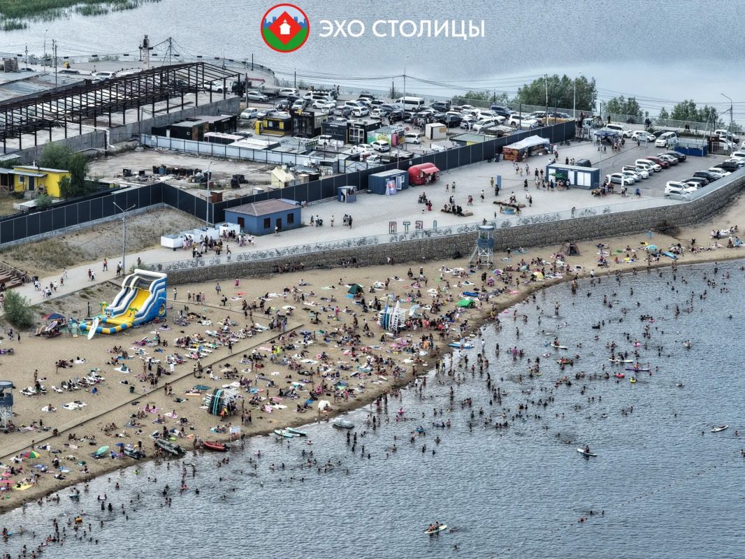 Фотофакт: пляж Якутска с дрона в самый жаркий день лета-2026 Фотофакт: пляж Якутска с дрона в самый жаркий день лета-2026