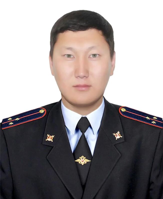 На реке Амга спасли тонущего человека На реке Амга спасли тонущего человека