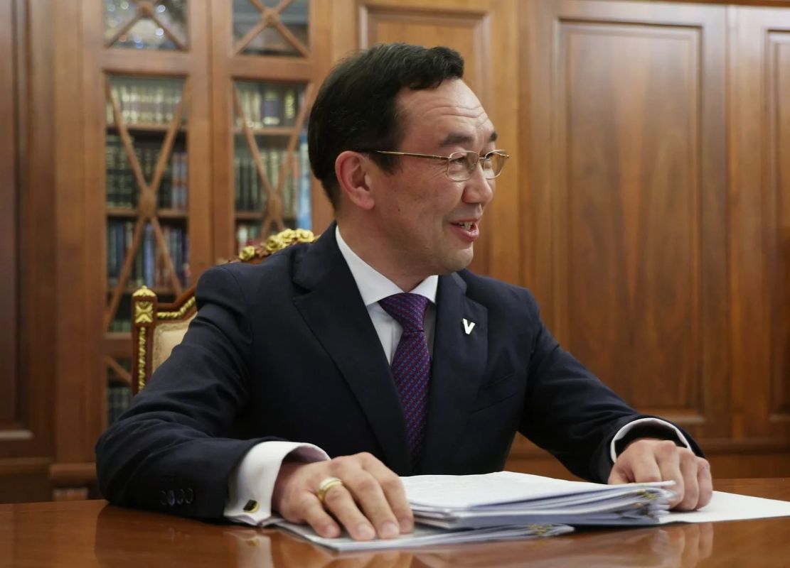 Владимир Путин и Айсен Николаев обсудили в Кремле крупнейшие инфраструктурные проекты Якутии